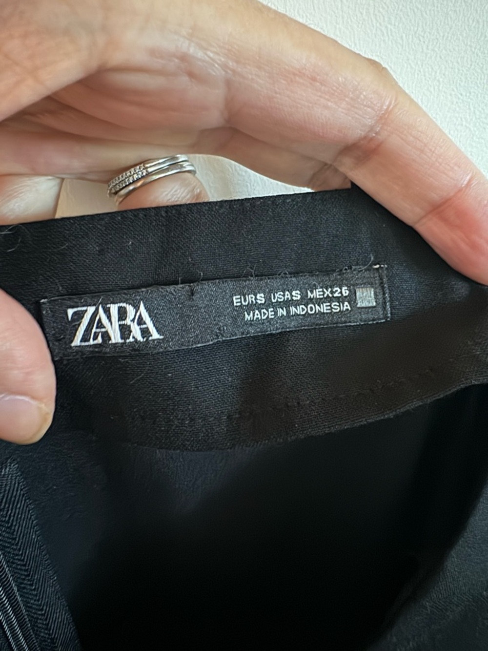 Small Black Midi Tube Dress with Slit Classic Minimalist Old Money Chic Zara - Picture 12 of 15